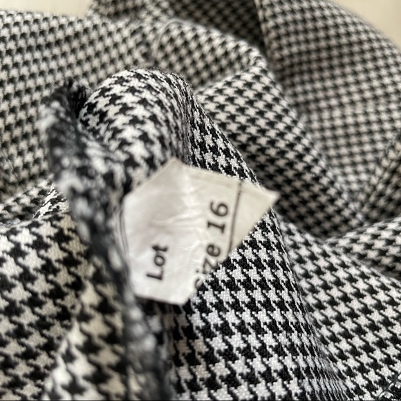VTG Button Decor Houndstooth Skirt - Picture 12 of 14
